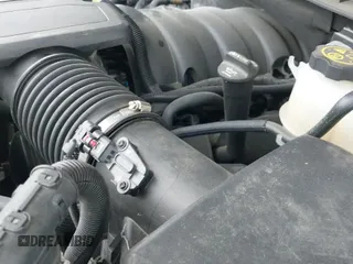 ✅ 2019 Chevrolet Silverado 1500 RST • VIN: 1GCRYEED3KZ363738 • Lot: 42157747. Wystawiony na IAAI z przebiegiem 75 591 mil. Bezpłatny archiwum sprzedaży aukcyjnych z USA i szczegółowy raport historii pojazdu na DreamBid. Zdjęcie 23.