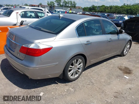 ✅ 2009 Hyundai Genesis • VIN: KMHGC46F29U055298 • Lot: 45355359. Listed on IAAI with 163,517 mi. Free auction sales archive from the USA and detailed vehicle history report at DreamBid. Image 4.