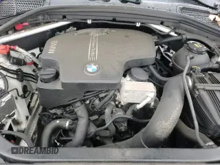 ✅ 2018 BMW X4 xDrive28i • VIN: 5UXXW3C51J0T82187 • Lot: 85562165. Wystawiony na Copart z przebiegiem 83 145 mil. Bezpłatny archiwum sprzedaży aukcyjnych z USA i szczegółowy raport historii pojazdu na DreamBid. Zdjęcie 16.