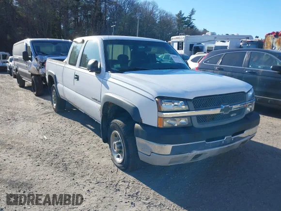 ✅ 2004 Chevrolet Silverado 2500HD LS • VIN: 1GCHK29U94E276295 • Лот: 38943153. Опубліковано раніше на IAAI з пробігом 149 180 миль. Безкоштовний доступ до архіву аукціонних продажів зі США та докладний звіт про історію автомобіля на DreamBid. Зображення 1.