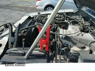 ✅ 2001 Ford Explorer XLT • VIN: 1FMZU63P51UB24634 • Lot: 42669627. Wystawiony na IAAI z przebiegiem 150 694 mil. Bezpłatny archiwum sprzedaży aukcyjnych z USA i szczegółowy raport historii pojazdu na DreamBid. Zdjęcie 13.