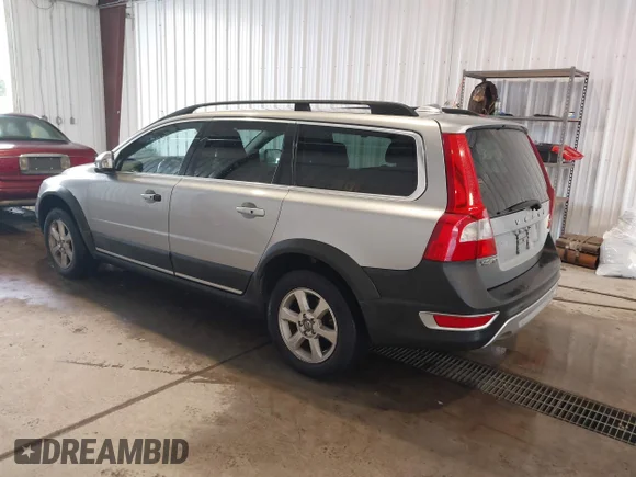 ✅ 2012 Volvo XC70 3.2L • VIN: YV4940BZ8C1120891 • Lot: 43178185. Wystawiony na IAAI z przebiegiem 199 108 mil. Bezpłatny archiwum sprzedaży aukcyjnych z USA i szczegółowy raport historii pojazdu na DreamBid. Zdjęcie 3.