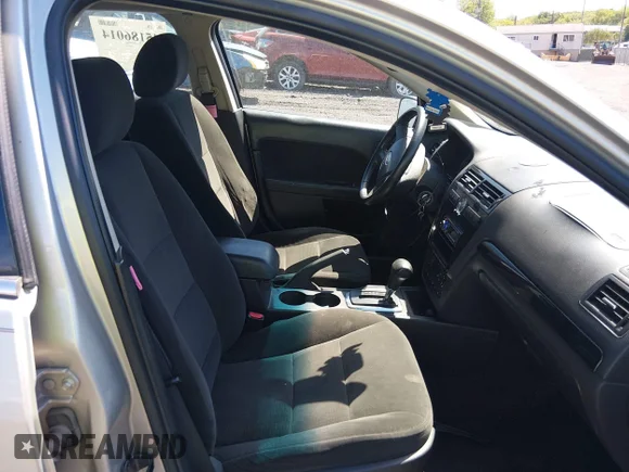 ✅ 2007 Ford Fusion SEL • VIN: 3FAHP08Z47R129697 • Lot: 45186014. Wystawiony na IAAI z przebiegiem 176 967 mil. Bezpłatny archiwum sprzedaży aukcyjnych z USA i szczegółowy raport historii pojazdu na DreamBid. Zdjęcie 5.
