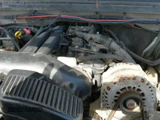 ✅ 2008 GMC Sierra 1500 SLE2 • VIN: 3GTEK13MX8G142335 • Лот: 41827852. Опубликован ранее на IAAI с пробегом 308 755 миль. Бесплатный доступ к архиву аукционных продаж из США и подробный отчёт об истории автомобиля на DreamBid. Изображение 19.