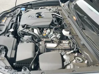 ✅ 2024 Mazda CX-30 S Carbon Edition • VIN: 3MVDMBCM5RM665341 • Lot: 42180459. Wystawiony na IAAI z przebiegiem 4 496 mil. Bezpłatny archiwum sprzedaży aukcyjnych z USA i szczegółowy raport historii pojazdu na DreamBid. Zdjęcie 19.