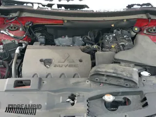 2019 Mitsubishi Outlander ES с VIN JA4AZ3A3XKZ039708, выставлен на аукционе IAAI как лот 41231249 с пробегом 65 652 миль миль и . История ставок и продаж доступна на DreamBid. Изображение 18.