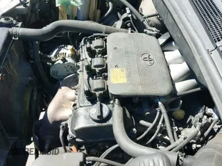 ✅ 2000 Toyota Sienna LE • VIN: 4T3ZF13C7YU292240 • Lot: 43421773. Listed on IAAI with 349,882 mi. Free auction sales archive from the USA and detailed vehicle history report at DreamBid. Image 12.