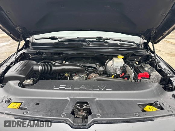 ✅ 2019 Ram 1500 Laramie • VIN: 1C6SRFJT1KN846547 • Lot: 44552874. Wystawiony na IAAI z przebiegiem 152 006 mil. Bezpłatny archiwum sprzedaży aukcyjnych z USA i szczegółowy raport historii pojazdu na DreamBid. Zdjęcie 10.