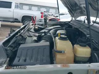 ✅ 2008 Ford F-250 XL • VIN: 1FTSX21518EC75966 • Lot: 41958086. Wystawiony na IAAI z przebiegiem 187 120 mil. Bezpłatny archiwum sprzedaży aukcyjnych z USA i szczegółowy raport historii pojazdu na DreamBid. Zdjęcie 20.