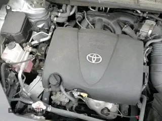 ✅ 2020 Toyota Highlander LE • VIN: 5TDBZRBHXLS047267 • Lot: 65124895. Wystawiony na Copart z przebiegiem 64 684 mil. Bezpłatny archiwum sprzedaży aukcyjnych z USA i szczegółowy raport historii pojazdu na DreamBid. Zdjęcie 16.