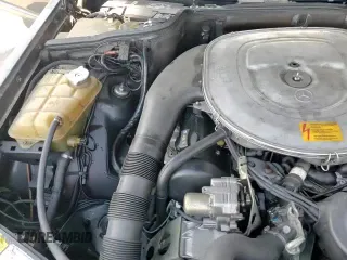 ✅ 1989 Mercedes-Benz 560 • VIN: WDBCA39D7KA428225 • Lot: 85363764. Wystawiony na Copart z przebiegiem 263 874 mil. Bezpłatny archiwum sprzedaży aukcyjnych z USA i szczegółowy raport historii pojazdu na DreamBid. Zdjęcie 13.