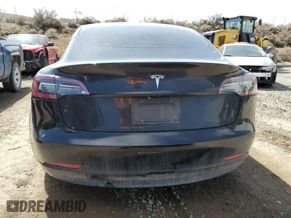 ✅ 2019 Tesla Model 3 Mid Range • VIN: 5YJ3E1EA0KF316914 • Лот: 46948223. Опубліковано раніше на Copart з пробігом Не вказано. Безкоштовний доступ до архіву аукціонних продажів зі США та докладний звіт про історію автомобіля на DreamBid. Зображення 6.