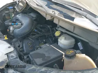 ✅ 2019 Ford Transit • VIN: 1FTYR1YM2KKB01764 • Lot: 42216591. Wystawiony na IAAI z przebiegiem 193 653 mil. Bezpłatny archiwum sprzedaży aukcyjnych z USA i szczegółowy raport historii pojazdu na DreamBid. Zdjęcie 19.