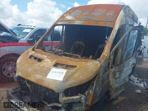 ✅ 2020 Ford Transit Cargo • VIN: 1FTBR3X84LKA18893 • Лот: 42459830. Опубліковано раніше на IAAI з пробігом Не вказано. Безкоштовний доступ до архіву аукціонних продажів зі США та докладний звіт про історію автомобіля на DreamBid. Зображення 2.