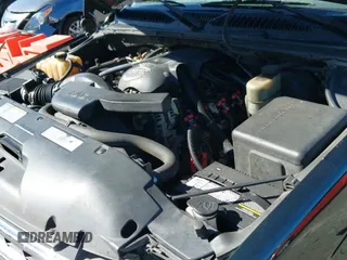 ✅ 2001 Chevrolet Tahoe LS • VIN: 1GNEC13T61R141944 • Lot: 43449923. Listed on IAAI with 373,089 mi. Free auction sales archive from the USA and detailed vehicle history report at DreamBid. Image 19.