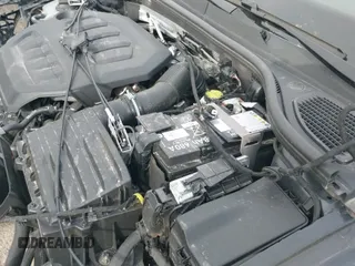 ✅ 2024 Volkswagen Golf GTI S • VIN: WVWGA7CD5RW223115 • Lot: 41676440. Wystawiony na IAAI z przebiegiem 8 880 mil. Bezpłatny archiwum sprzedaży aukcyjnych z USA i szczegółowy raport historii pojazdu na DreamBid. Zdjęcie 20.