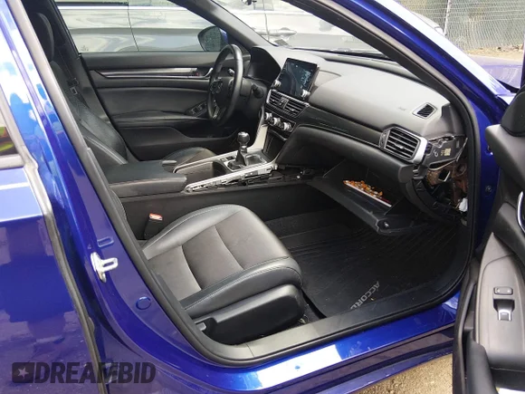 ✅ 2018 Honda Accord Sport • VIN: 1HGCV1E35JA236728 • Lot: 45374128. Listed on IAAI with 133,378 mi. Free auction sales archive from the USA and detailed vehicle history report at DreamBid. Image 5.