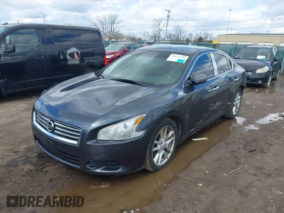 ✅ 2013 Nissan Maxima SV • VIN: 1N4AA5AP8DC805698 • Лот: 44571232. Опубліковано раніше на IAAI з пробігом 152 726 миль. Безкоштовний доступ до архіву аукціонних продажів зі США та докладний звіт про історію автомобіля на DreamBid. Зображення 2.