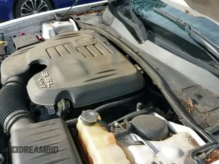 ✅ 2013 Chrysler 300 S • VIN: 2C3CCAGGXDH505398 • Лот: 43679488. Опубликован ранее на IAAI с пробегом 101 632 миль. Бесплатный доступ к архиву аукционных продаж из США и подробный отчёт об истории автомобиля на DreamBid. Изображение 22.