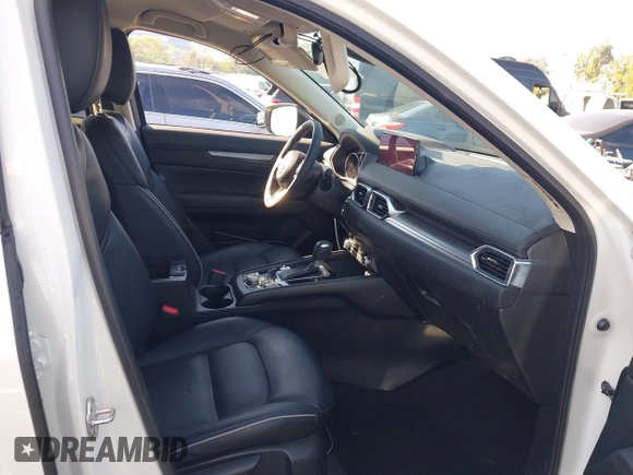 ✅ 2025 Mazda CX-5 S Select • VIN: JM3KFBBL8S0604920 • Lot: 44470251. Wystawiony na IAAI z przebiegiem 16 273 mil. Bezpłatny archiwum sprzedaży aukcyjnych z USA i szczegółowy raport historii pojazdu na DreamBid. Zdjęcie 5.