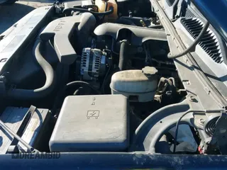 ✅ 2004 Chevrolet Tahoe LS • VIN: 1GNEK13T64R298221 • Лот: 43615648. Опубликован ранее на IAAI с пробегом 199 192 миль. Бесплатный доступ к архиву аукционных продаж из США и подробный отчёт об истории автомобиля на DreamBid. Изображение 19.