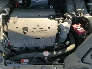 ✅ 2017 Mitsubishi Lancer ES • VIN: JA32V2FWXHU006618 • Lot: 92153285. Wystawiony na Copart z przebiegiem 91 361 mil. Bezpłatny archiwum sprzedaży aukcyjnych z USA i szczegółowy raport historii pojazdu na DreamBid. Zdjęcie 13.