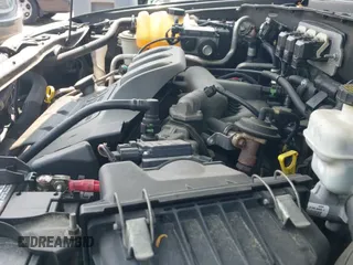 ✅ 2005 Mazda Tribute LX • VIN: 4F2YZ94175KM27347 • Lot: 42380052. Listed on IAAI with 172,276 mi. Free auction sales archive from the USA and detailed vehicle history report at DreamBid. Image 13.