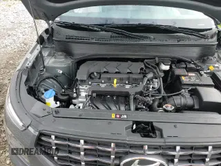 ✅ 2025 Hyundai Venue SEL • VIN: KMHRC8A38SU370321 • Lot: 60707655. Listed on Copart with 3,076 mi. Free auction sales archive from the USA and detailed vehicle history report at DreamBid. Image 14.