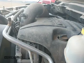 ✅ 2016 Ram 1500 Sport • VIN: 1C6RR6MT4GS306497 • Lot: 42751369. Wystawiony na IAAI z przebiegiem 105 469 mil. Bezpłatny archiwum sprzedaży aukcyjnych z USA i szczegółowy raport historii pojazdu na DreamBid. Zdjęcie 18.