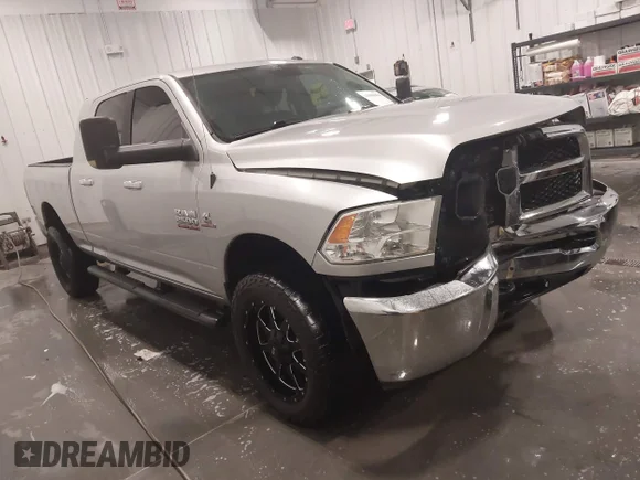 ✅ 2016 Ram 2500 Lone Star • VIN: 3C6UR5MLXGG224415 • Lot: 43990904. Listed on IAAI with 201,315 mi. Free auction sales archive from the USA and detailed vehicle history report at DreamBid. Image 1.