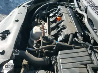 ✅ 2009 Honda Civic LX • VIN: 2HGFA16539H333805 • Лот: 43800379. Опубликован ранее на IAAI с пробегом 283 247 миль. Бесплатный доступ к архиву аукционных продаж из США и подробный отчёт об истории автомобиля на DreamBid. Изображение 12.