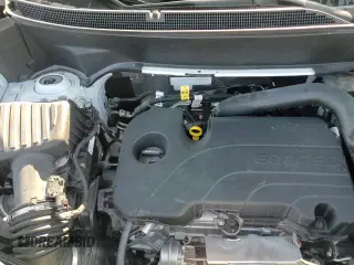 ✅ 2026 GMC Terrain AWD AT4 • VIN: 3GKALYEG3TL132682 • Lot: 84950995. Wystawiony na Copart z przebiegiem 662 mil. Bezpłatny archiwum sprzedaży aukcyjnych z USA i szczegółowy raport historii pojazdu na DreamBid. Zdjęcie 14.