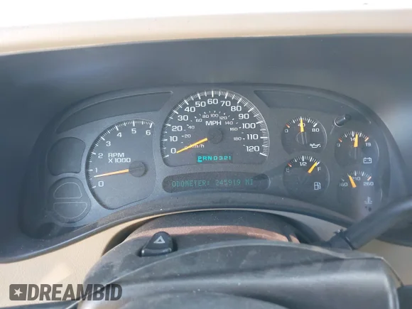 ✅ 2004 Chevrolet Silverado 1500 Work Truck • VIN: 2GCEK19T041250920 • Lot: 43718112. Wystawiony na IAAI z przebiegiem 245 919 mil. Bezpłatny archiwum sprzedaży aukcyjnych z USA i szczegółowy raport historii pojazdu na DreamBid. Zdjęcie 7.