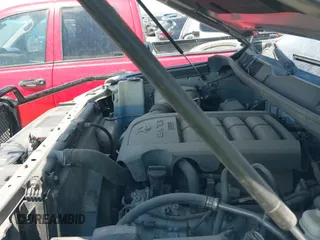 ✅ 2016 Toyota Tundra SR5 • VIN: 5TFDW5F14GX579721 • Lot: 42968948. Listed on IAAI with 156,719 mi. Free auction sales archive from the USA and detailed vehicle history report at DreamBid. Image 18.