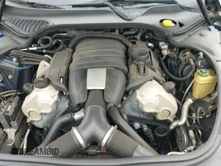 ✅ 2013 Porsche Panamera • VIN: WP0AA2A78DL015715 • Lot: 43318952. Wystawiony na IAAI z przebiegiem 188 465 mil. Bezpłatny archiwum sprzedaży aukcyjnych z USA i szczegółowy raport historii pojazdu na DreamBid. Zdjęcie 18.