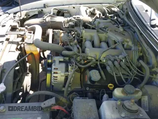 ✅ 2003 Ford Mustang Deluxe • VIN: 1FAFP44453F318830 • Лот: 43206133. Опубликован ранее на IAAI с пробегом 53 464 миль. Бесплатный доступ к архиву аукционных продаж из США и подробный отчёт об истории автомобиля на DreamBid. Изображение 19.