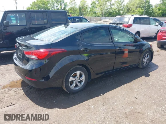 ✅ 2014 Hyundai Elantra SE • VIN: 5NPDH4AE7EH539267 • Lot: 45031837. Wystawiony na IAAI z przebiegiem 204 114 mil. Bezpłatny archiwum sprzedaży aukcyjnych z USA i szczegółowy raport historii pojazdu na DreamBid. Zdjęcie 4.