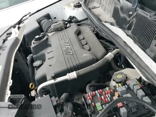 ✅ 2008 Pontiac Torrent • VIN: 2CKDL43F986279945 • Lot: 41199181. Wystawiony na IAAI z przebiegiem 207 272 mil. Bezpłatny archiwum sprzedaży aukcyjnych z USA i szczegółowy raport historii pojazdu na DreamBid. Zdjęcie 12.