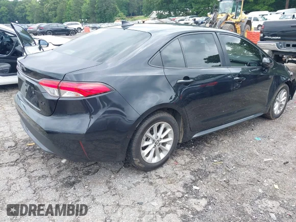 ✅ 2021 Toyota Corolla LE • VIN: JTDVPMAE1MJ161041 • Lot: 45222680. Wystawiony na IAAI z przebiegiem 56 111 mil. Bezpłatny archiwum sprzedaży aukcyjnych z USA i szczegółowy raport historii pojazdu na DreamBid. Zdjęcie 4.