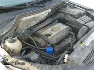 2013 Volkswagen Tiguan SE z VIN WVGAV7AX9DW542089, wystawiony jako IAAI lot #42212502 z przebiegiem 173 804 mil mil oraz . Historia ofert i sprzedaży dostępna na DreamBid. Obrazek 12.