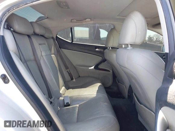 ✅ 2006 Lexus IS 250 • VIN: JTHBK262065024333 • Lot: 43022347. Wystawiony na IAAI z przebiegiem 132 197 mil. Bezpłatny archiwum sprzedaży aukcyjnych z USA i szczegółowy raport historii pojazdu na DreamBid. Zdjęcie 8.