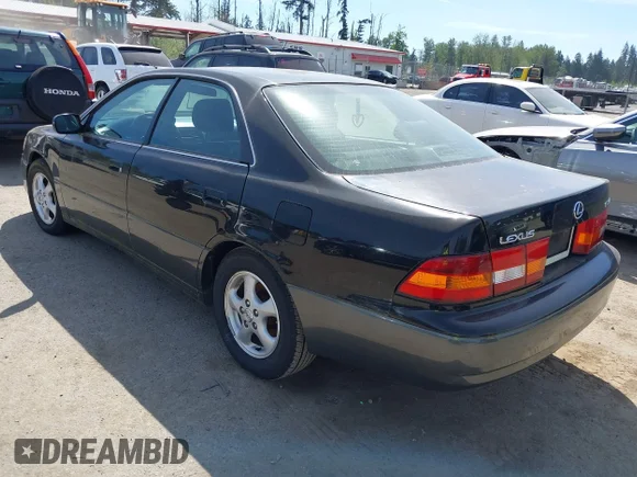 ✅ 1999 Lexus ES 300 • VIN: JT8BF28G1X5073362 • Lot: 42188717. Wystawiony na IAAI z przebiegiem 248 445 mil. Bezpłatny archiwum sprzedaży aukcyjnych z USA i szczegółowy raport historii pojazdu na DreamBid. Zdjęcie 3.