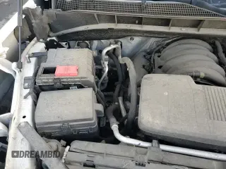 ✅ 2019 Chevrolet Silverado 1500 Work Truck • VIN: 1GCRWAEH8KZ298547 • Lot: 93404925. Wystawiony na Copart z przebiegiem 105 500 mil. Bezpłatny archiwum sprzedaży aukcyjnych z USA i szczegółowy raport historii pojazdu na DreamBid. Zdjęcie 13.