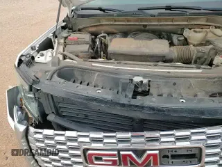 ✅ 2021 GMC Yukon SLT • VIN: 1GKS1BKD4MR175942 • Lot: 63567645. Wystawiony na Copart z przebiegiem 111 919 mil. Bezpłatny archiwum sprzedaży aukcyjnych z USA i szczegółowy raport historii pojazdu na DreamBid. Zdjęcie 17.