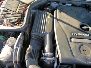 ✅ 2018 Mercedes-Benz C 350e • VIN: 55SWF4HB2JU239606 • Lot: 69296875. Listed on Copart with 136,274 mi. Free auction sales archive from the USA and detailed vehicle history report at DreamBid. Image 13.