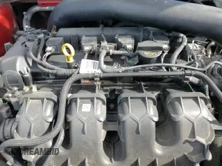 ✅ 2018 Ford Focus ST • VIN: 1FADP3L98JL242856 • Lot: 85292645. Wystawiony na Copart z przebiegiem 99 336 mil. Bezpłatny archiwum sprzedaży aukcyjnych z USA i szczegółowy raport historii pojazdu na DreamBid. Zdjęcie 15.