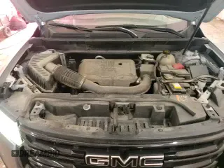 ✅ 2022 GMC Acadia SLE • VIN: 1GKKNRL40NZ142904 • Lot: 81148555. Wystawiony na Copart z przebiegiem 75 650 mil. Bezpłatny archiwum sprzedaży aukcyjnych z USA i szczegółowy raport historii pojazdu na DreamBid. Zdjęcie 16.