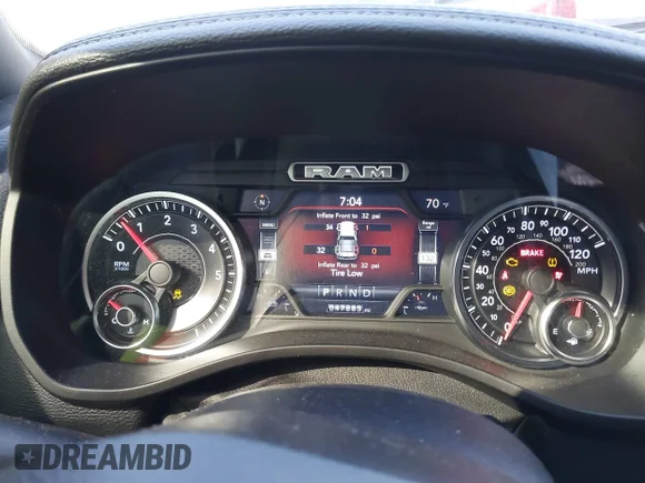 ✅ 2019 Ram 1500 Laramie • VIN: 1C6SRFRT1KN900661 • Lot: 41929776. Wystawiony na IAAI z przebiegiem 47 883 mil. Bezpłatny archiwum sprzedaży aukcyjnych z USA i szczegółowy raport historii pojazdu na DreamBid. Zdjęcie 7.