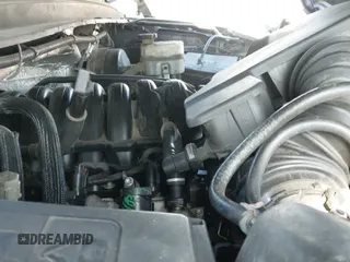 2018 Chevrolet Suburban LS z VIN 1GNSKGKC6JR150248, wystawiony jako IAAI lot #42219120 z przebiegiem 48 321 mil mil oraz . Historia ofert i sprzedaży dostępna na DreamBid. Obrazek 20.