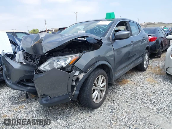 ✅ 2018 Nissan Rogue S • VIN: JN1BJ1CPXJW105831 • Lot: 44982939. Wystawiony na IAAI z przebiegiem Nie podano. Bezpłatny archiwum sprzedaży aukcyjnych z USA i szczegółowy raport historii pojazdu na DreamBid. Zdjęcie 2.